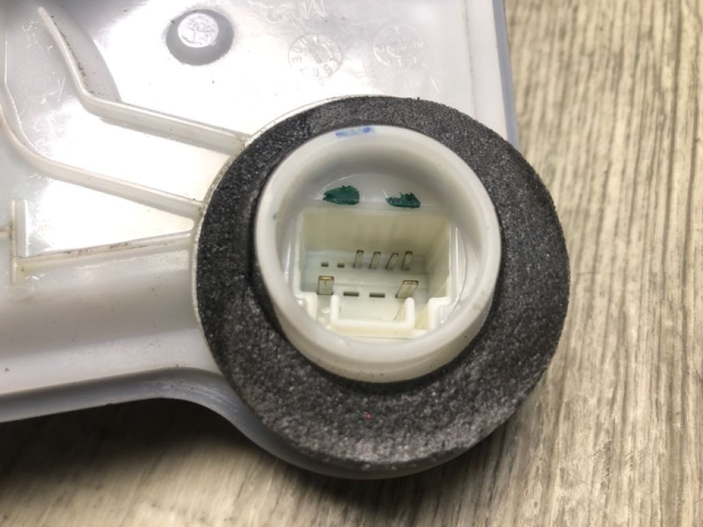 6904002440 | Замок двері передн. лів. TOYOTA CAMRY 70 17- - Фото 6