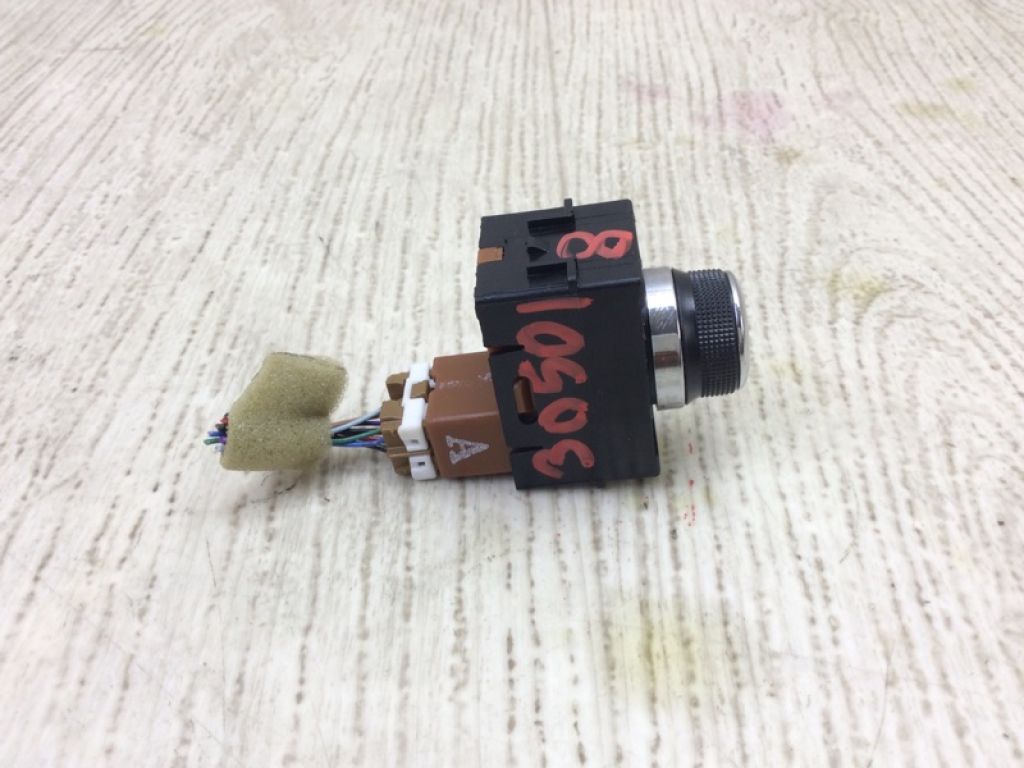 25170-1LA0D | Кнопка обогрева сидений NISSAN PATHFINDER R52 12-21 - Фото 3