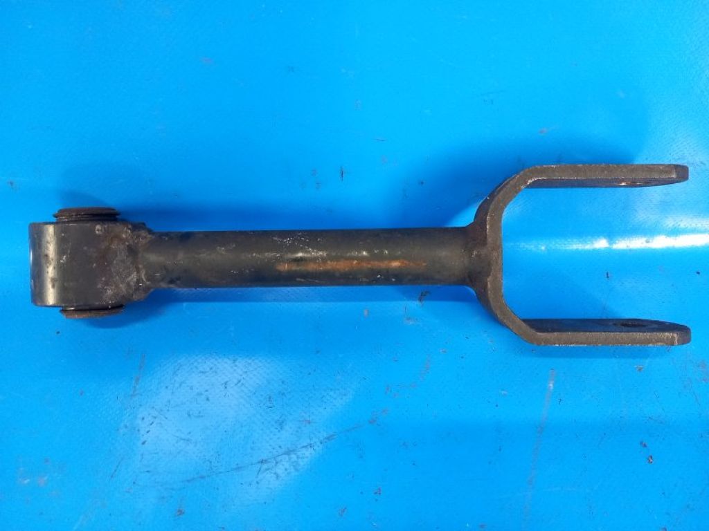 68079540AC | Важіль задньої підвіски нижній поперечний CHRYSLER 200 10-14 - Фото 2