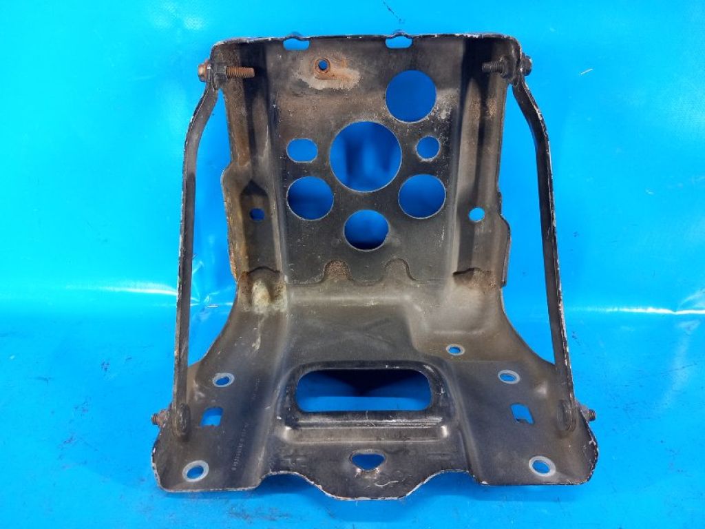 5155605AC | Полка аккумулятора CHRYSLER 200 10-14