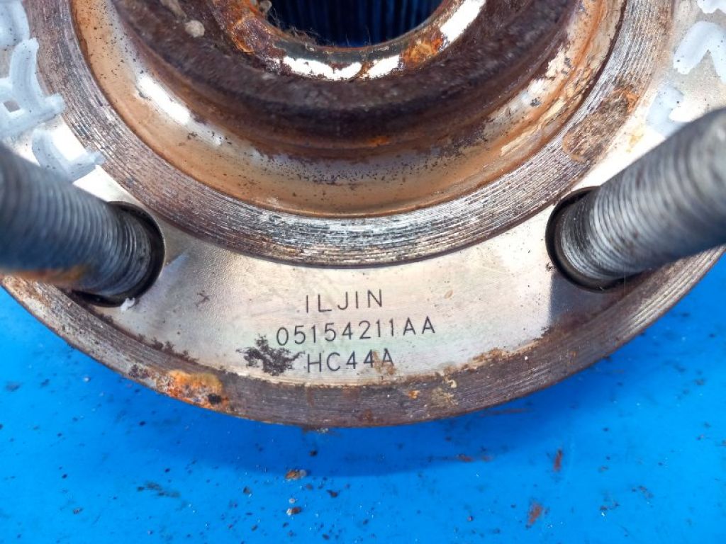 5154211AA | Ступица передн. лев. CHRYSLER 200 10-14 - Фото 2