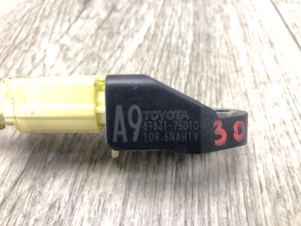 89831-75010 | Датчик удару лів. TOYOTA PRIUS - 30 09-17 - Фото 6