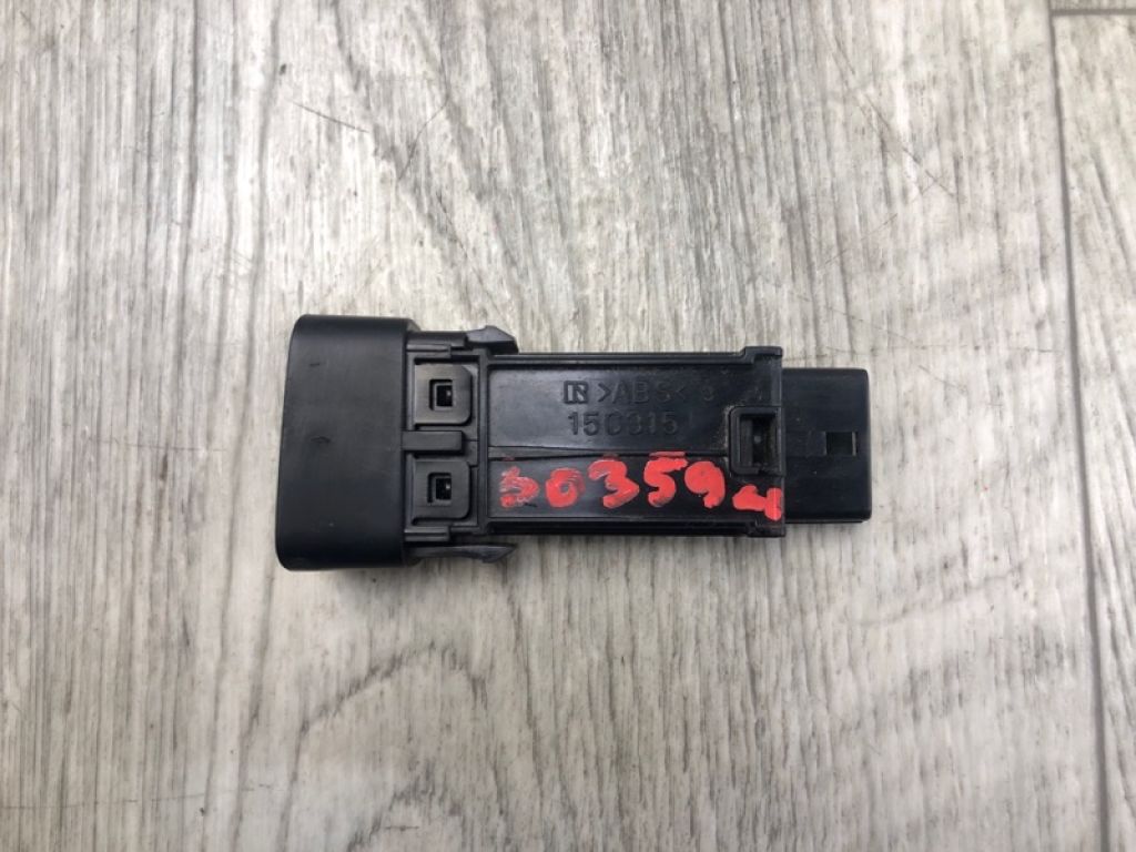 8471847061 | Кнопка стоянкового гальма TOYOTA PRIUS - 30 09-17 - Фото 2