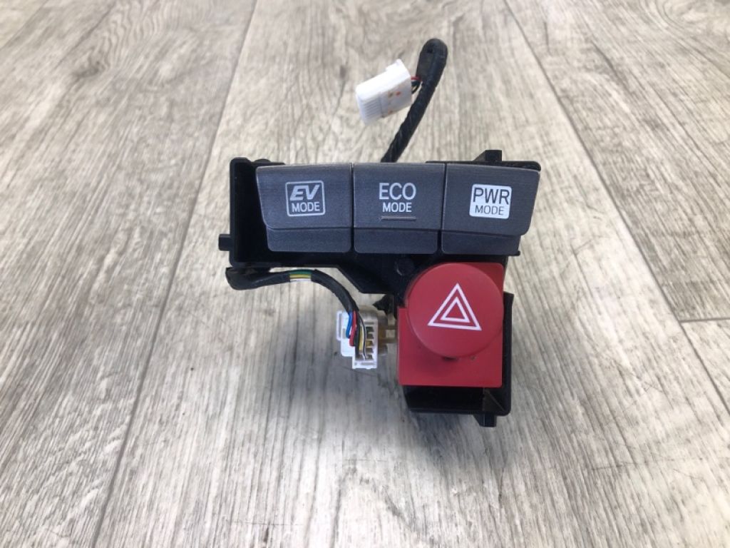 8401247061 | Кнопка аварійної сигналізації TOYOTA PRIUS - 30 09-17