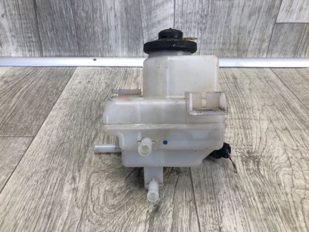 4722047080 | Бачок главного тормозного цилиндра TOYOTA PRIUS - 30 09-17 - Фото 3