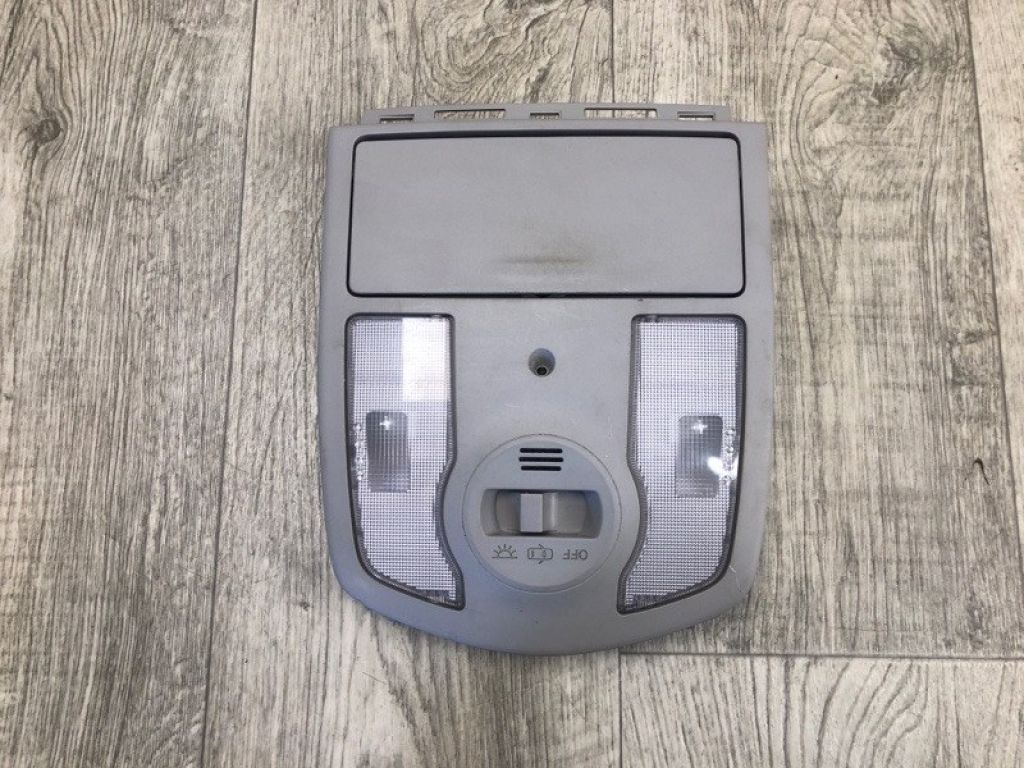8126047150B0 | Плафон салону TOYOTA PRIUS - 30 09-17