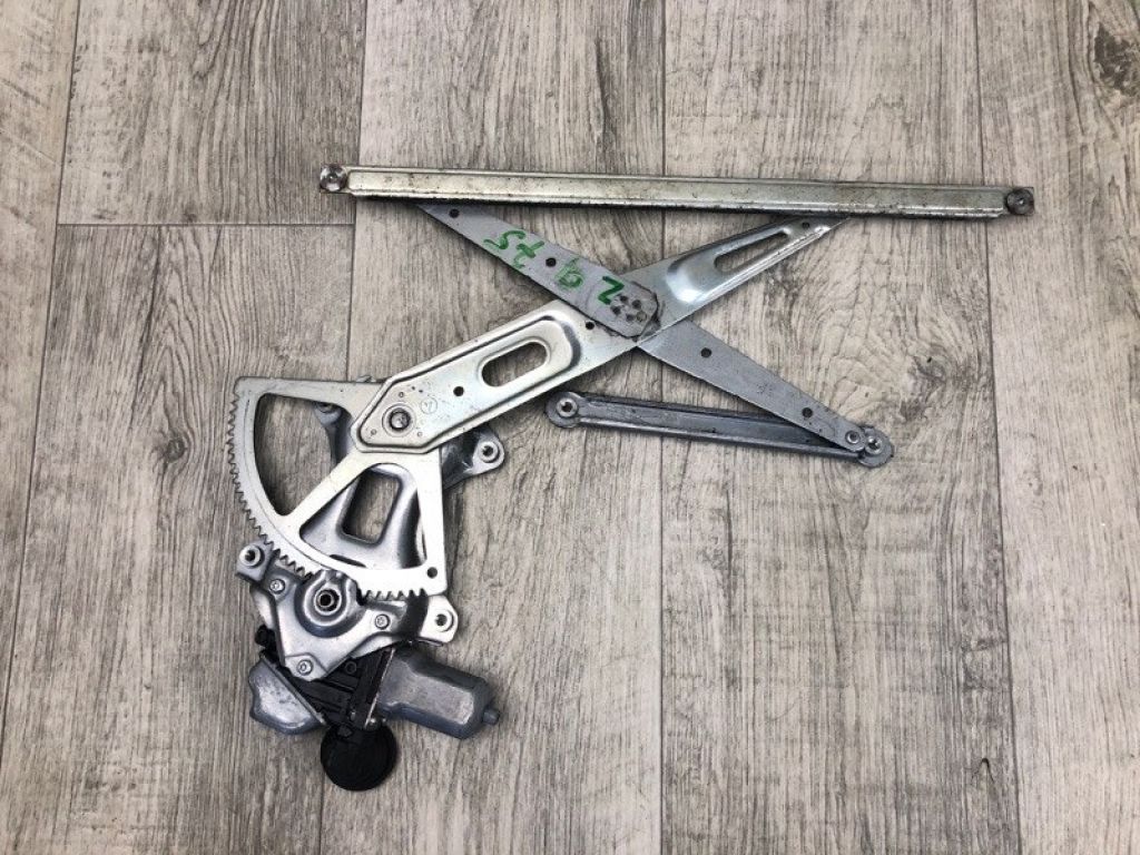 6980152070 | Стеклоподъемник задн. прав. TOYOTA PRIUS - 30 09-17 - Фото 2