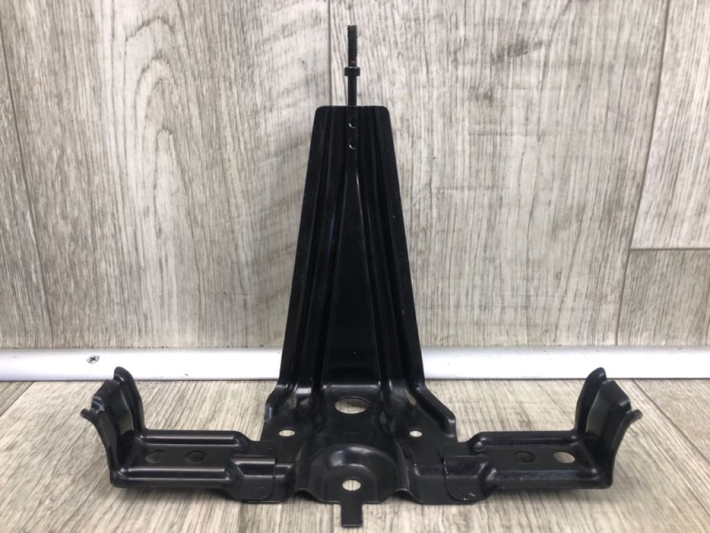 7444047030 | Крепление аккумулятора TOYOTA PRIUS - 30 09-17