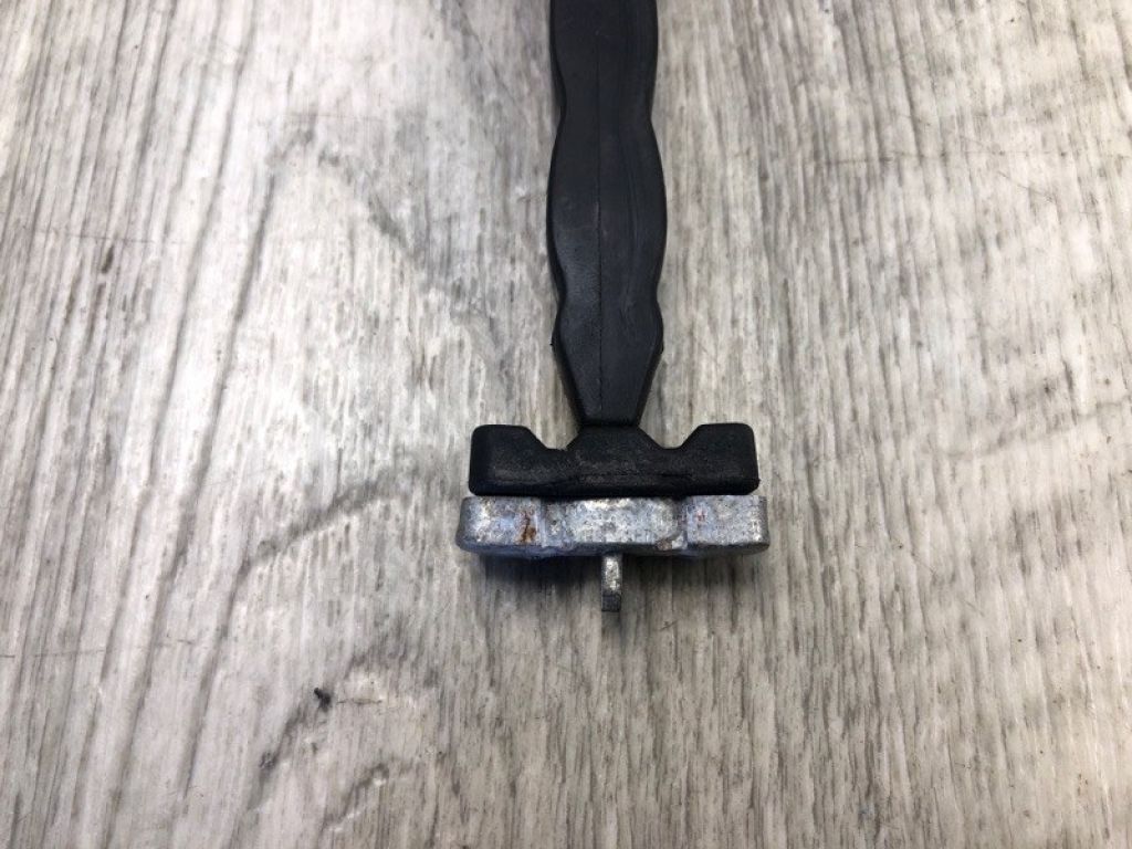 DP5Z-5427204-A | Ограничитель двери задн. прав. LINCOLN MKZ 13-20 - Фото 4