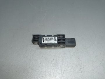 Датчик удара VOLKSWAGEN TOUAREG 02-10