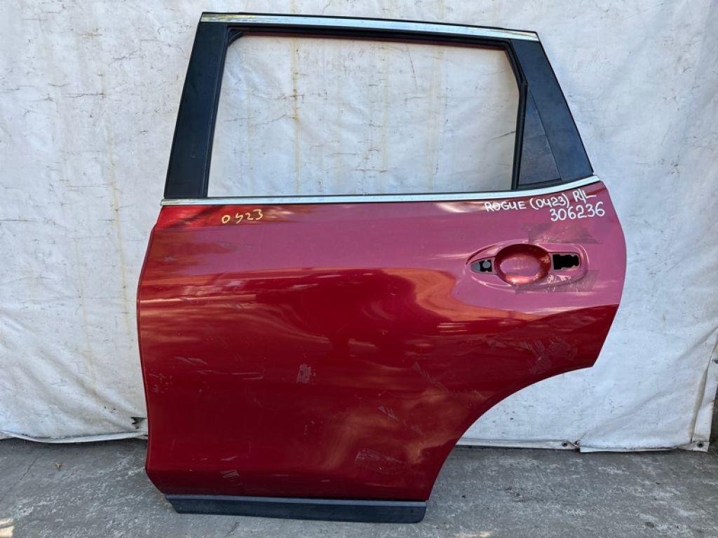 82101-4BA0A | Дверь задн. лев. NISSAN X-TRAIL/ROGUE T32 13-20