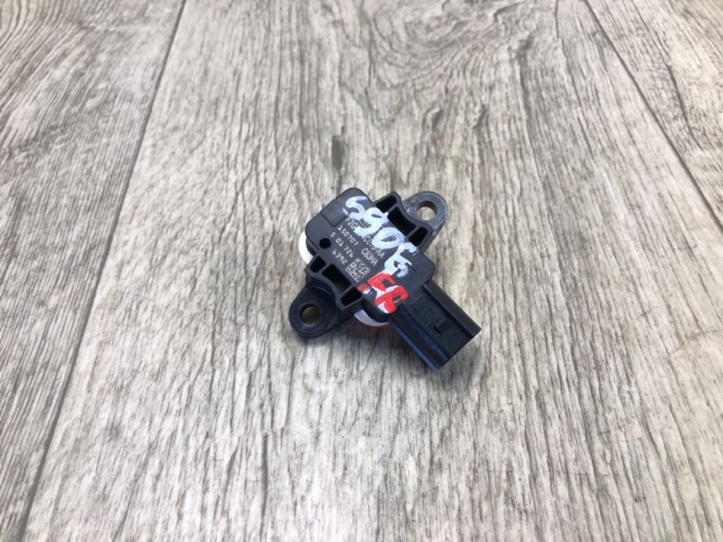 DS7Z-14B345-A | Датчик удара передн. прав. LINCOLN MKZ 13-20