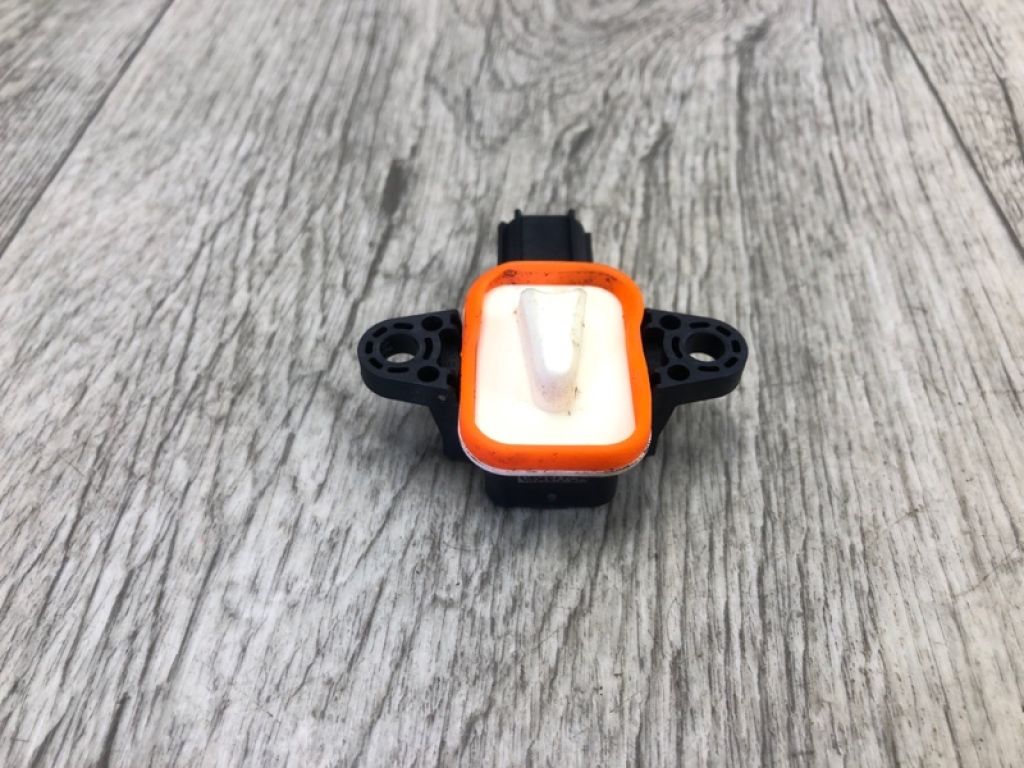 DS7Z-14B345-A | Датчик удара передн. прав. LINCOLN MKZ 13-20 - Фото 3