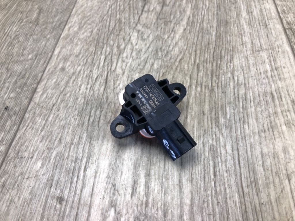 DS7Z-14B345-A | Датчик удару передн. лів. LINCOLN MKZ 13-20