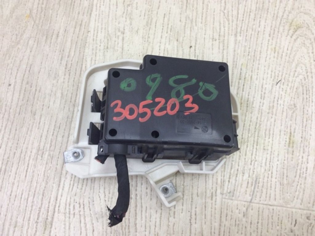 23423400 | Блок запобіжників салон CADILLAC ATS 12-19