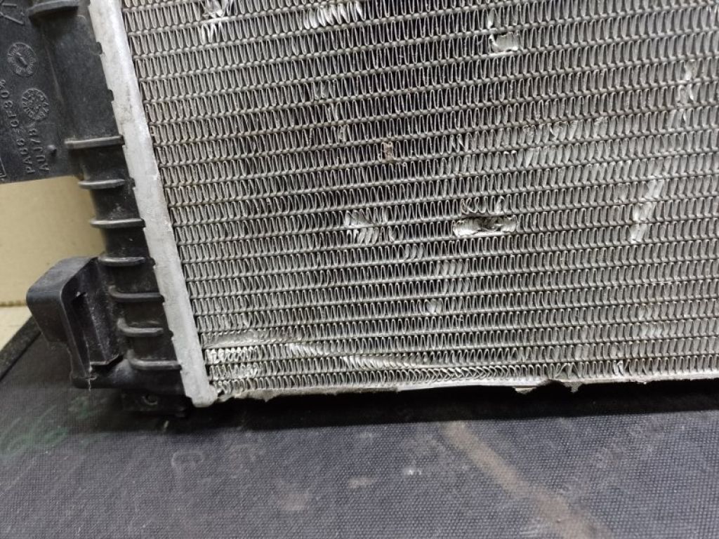 EJ7Z-8005-C | Радиатор основной FORD TRANSIT CONNECT 13-24 - Фото 3
