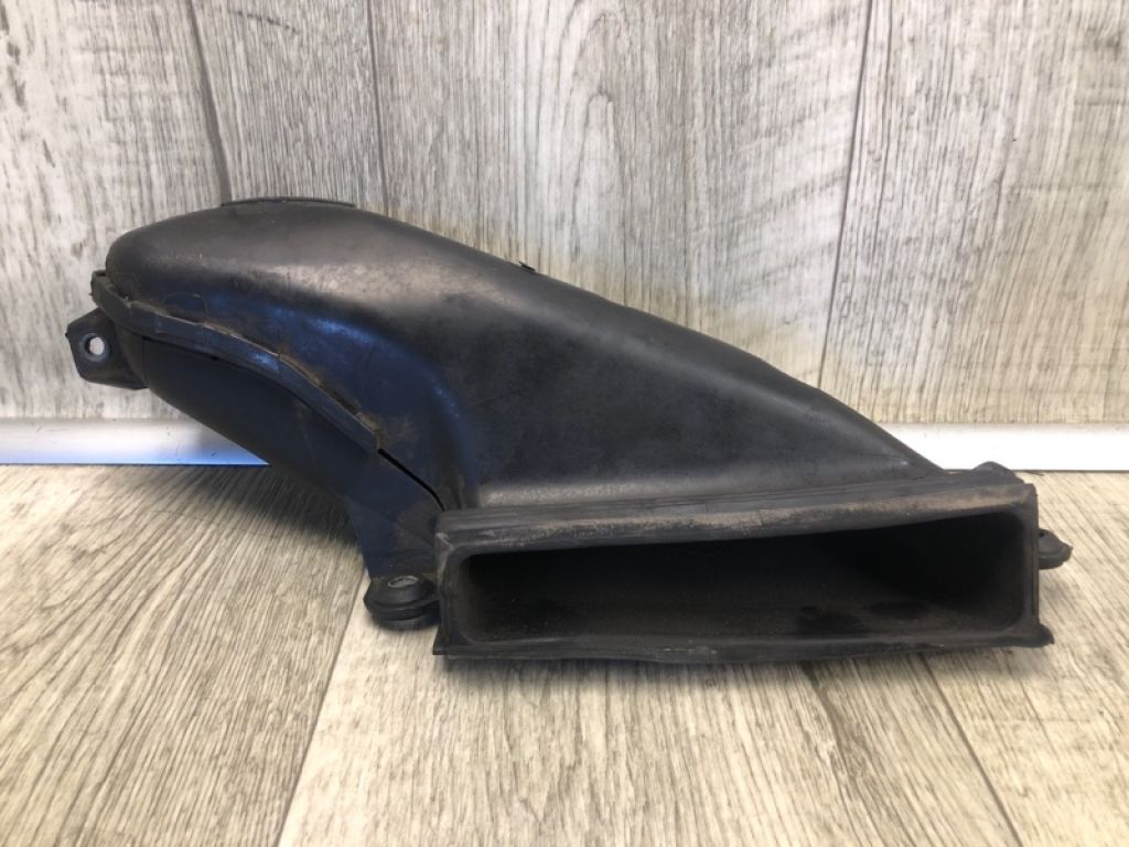 DS7Z-9C675-A | патрубок повітряного фільтра LINCOLN MKZ 13-20 - Фото 3
