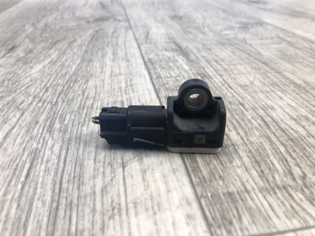 CP9Z-14B004-A | Датчик удару передн. прав. LINCOLN MKZ 13-20