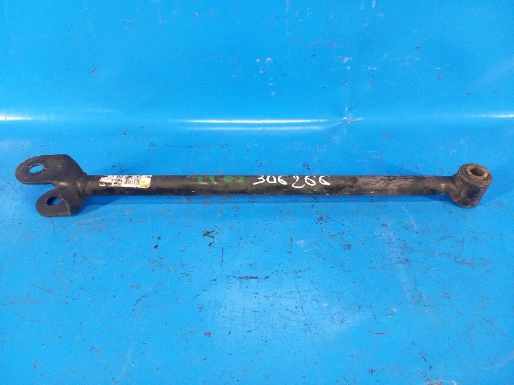 4871006110 | Рычаг задней подвески поперечный TOYOTA CAMRY 40 06-11