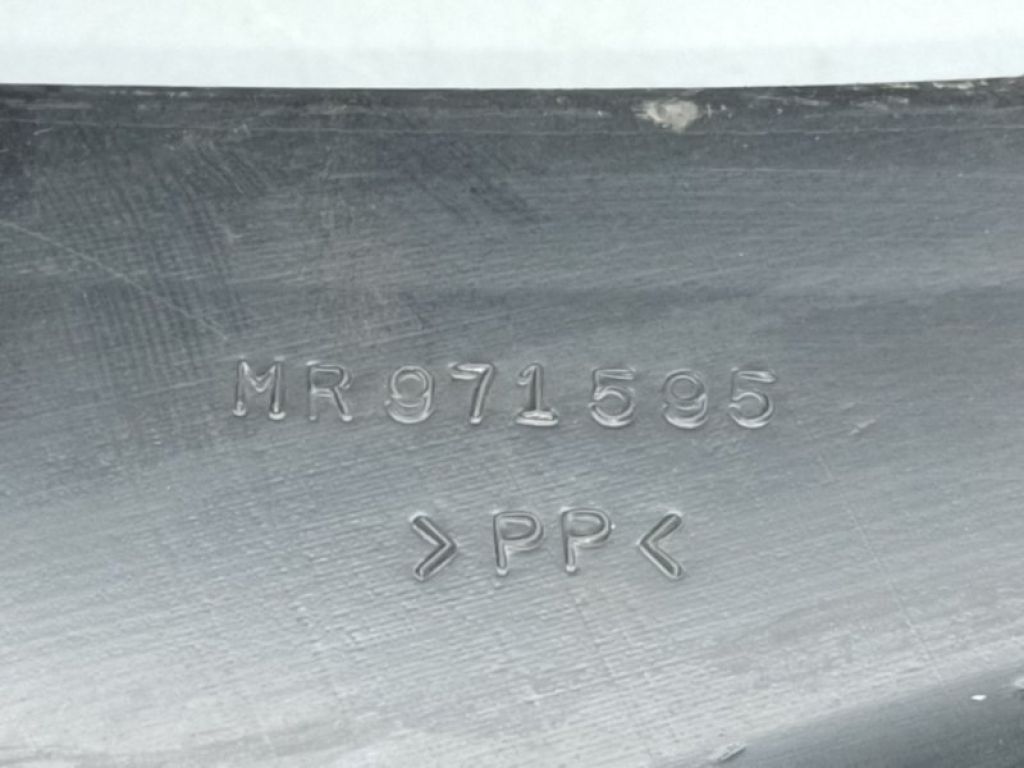 MR971595 | Воздухозаборник MITSUBISHI OUTLANDER 03-07 - Фото 3
