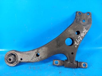 Рычаг передней подвески нижний лев. TOYOTA CAMRY 40 06-11