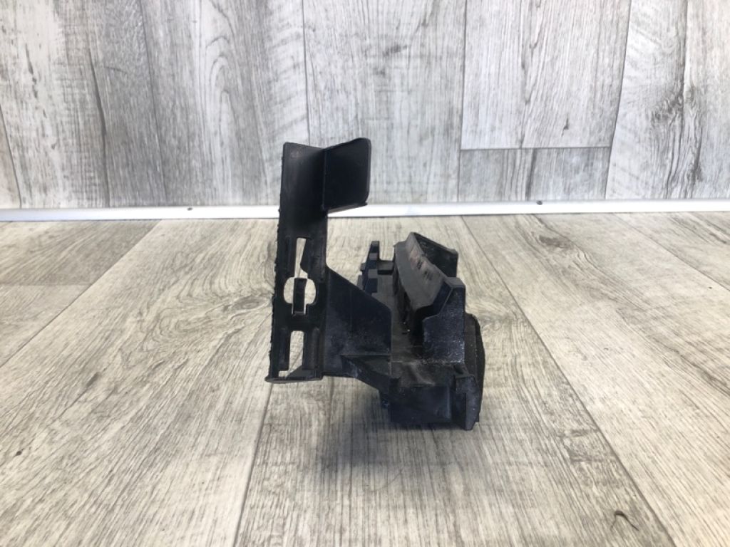 DP5Z-5421979-A | Направляюча скла дверей передн. лів. LINCOLN MKZ 13-20 - Фото 4