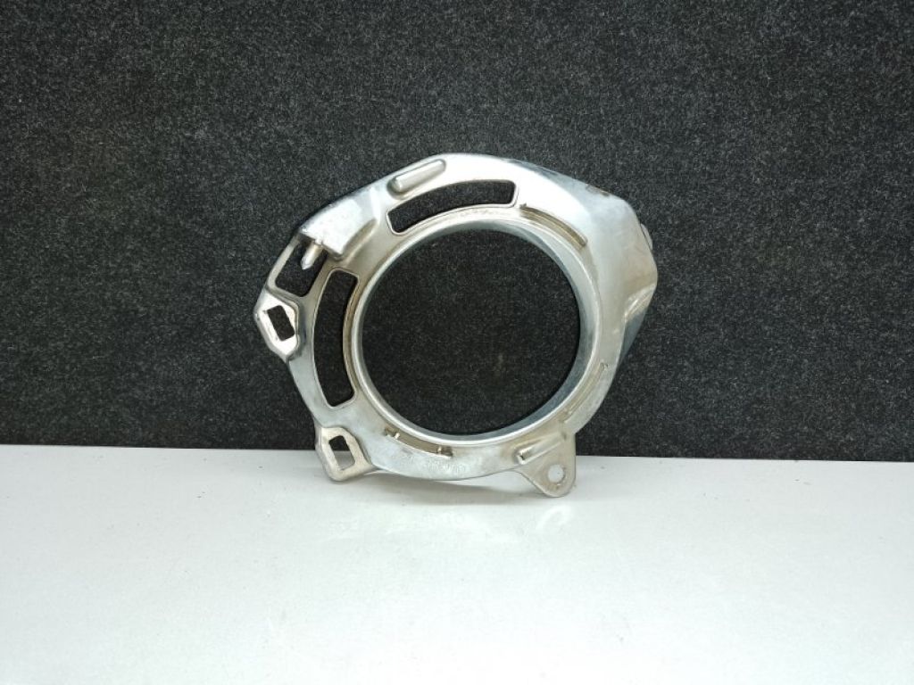 52721-33010 | Накладка противотуманной фары прав. LEXUS ES300 ES330 01-06