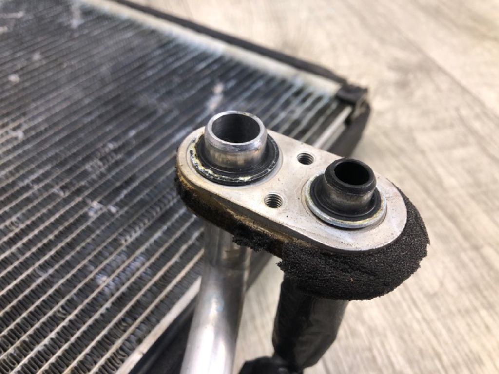 GG9Z-19850-A | Випарник кондиціонера LINCOLN MKZ 13-20 - Фото 4