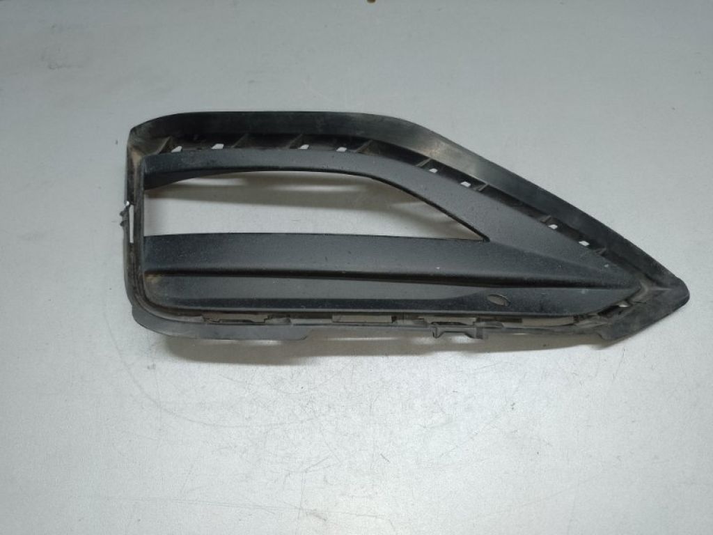 17A 853 665 A 9B9 | Накладка противотуманной фары лев. VOLKSWAGEN JETTA USA 18-