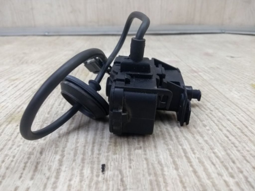 5C6810773B | Привод открывания лючка бензобака VOLKSWAGEN JETTA USA 10-17 - Фото 6