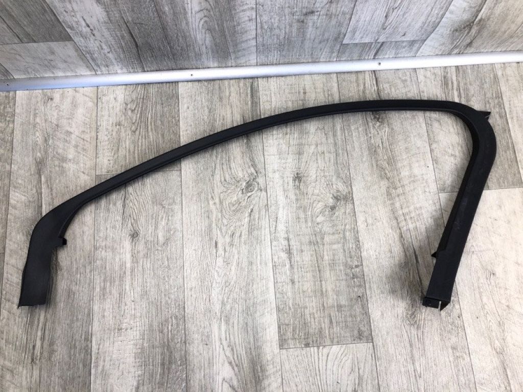 DP5Z-5451752-AB | Накладка дверей внутрішня передн. прав. LINCOLN MKZ 13-20