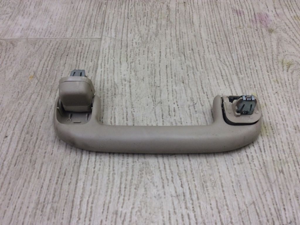 7461006120E0 | Ручка потолка передн. прав. TOYOTA CAMRY 70 17- - Фото 2