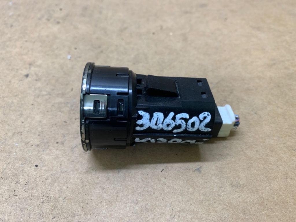 37290-57L00 | Кнопка Start-Stop SUZUKI KIZASHI 09-14