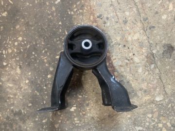 Подушка двигателя MITSUBISHI LANCER IX 9 03-07