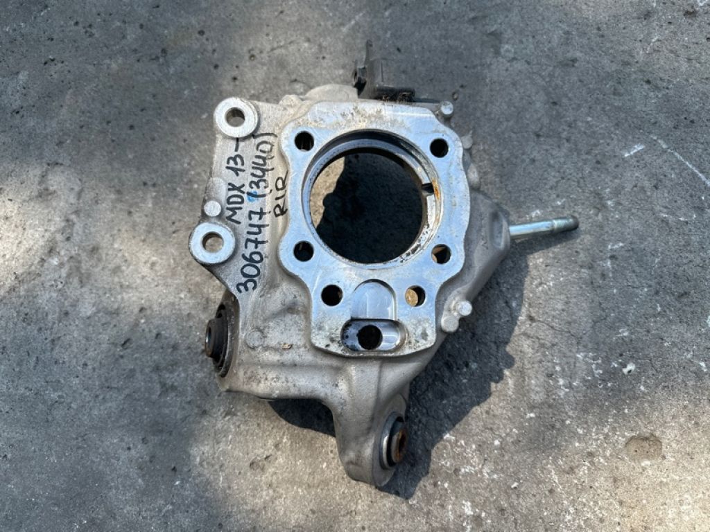 52210-TZ6-A00 | Цапфа прав. ACURA MDX (YD3) 13-21