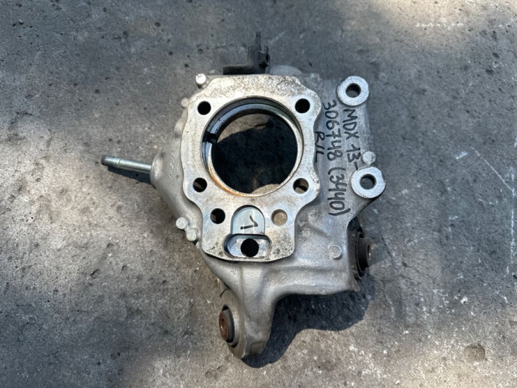 52215-TZ6-A00 | Цапфа лів. ACURA MDX (YD3) 13-21