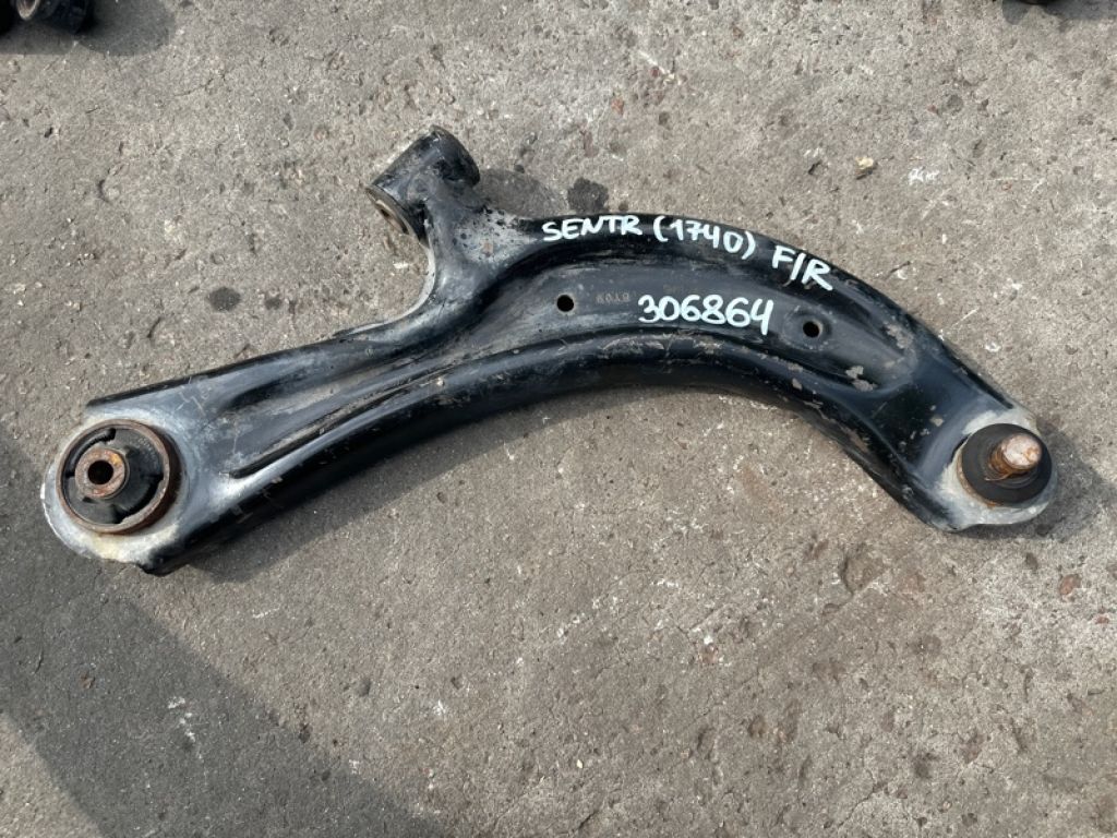 54500-3SH2D | Рычаг передней подвески нижний прав. NISSAN SENTRA B17 12-21