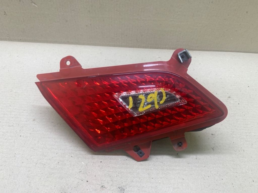 26555-EJ75A | Фонарь внутренний лев. INFINITI M35/M45 04-10