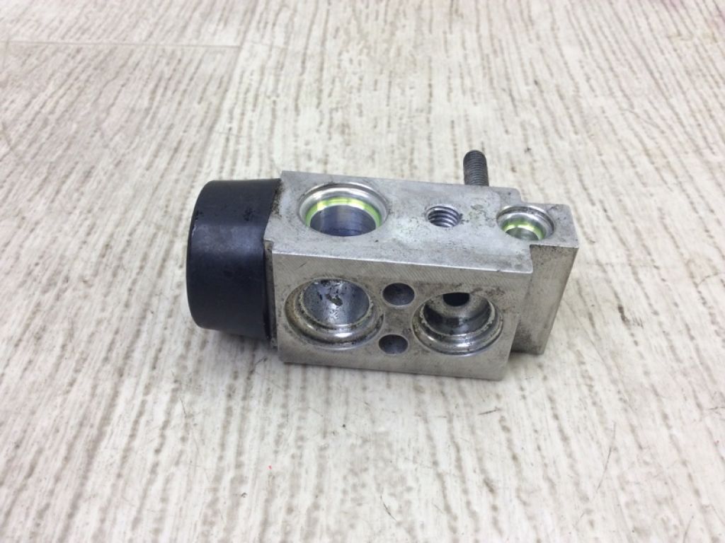 976264R000 | Клапан кондиціонера HYUNDAI SONATA YF 10-14