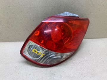 Ліхтар зовнішній прав. TOYOTA MATRIX 02-08