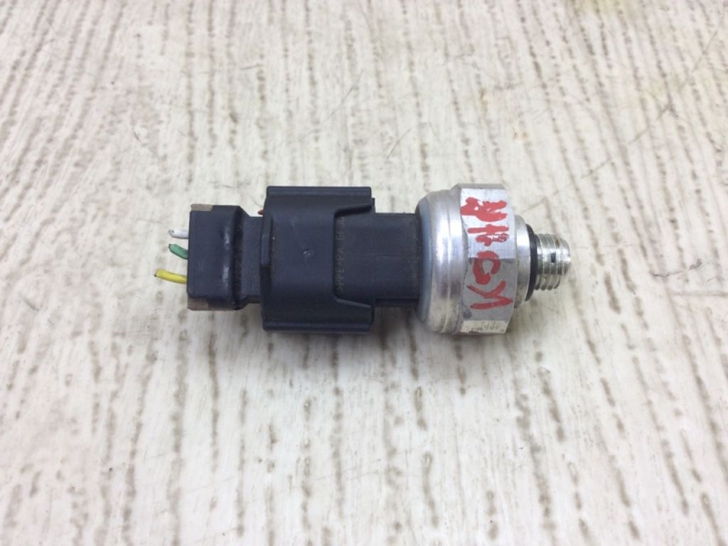 977213K000 | Датчик тиску кондиціонера HYUNDAI SONATA YF 10-14 - Фото 2