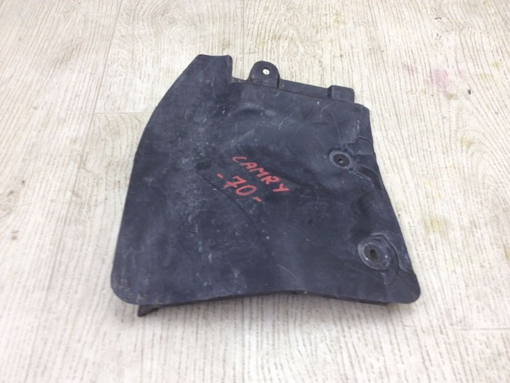 5373706130 | Защита днища лев. TOYOTA CAMRY 70 17-