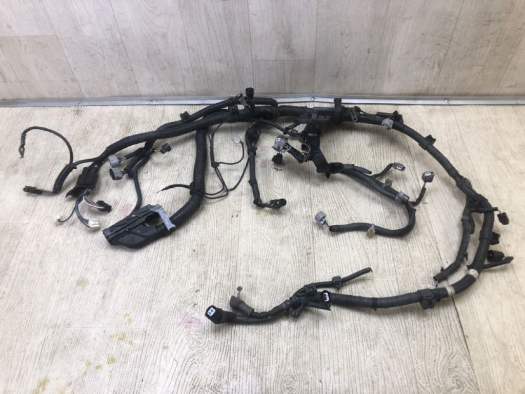 8212106760 | Проводка підкапотна TOYOTA CAMRY 40 06-11