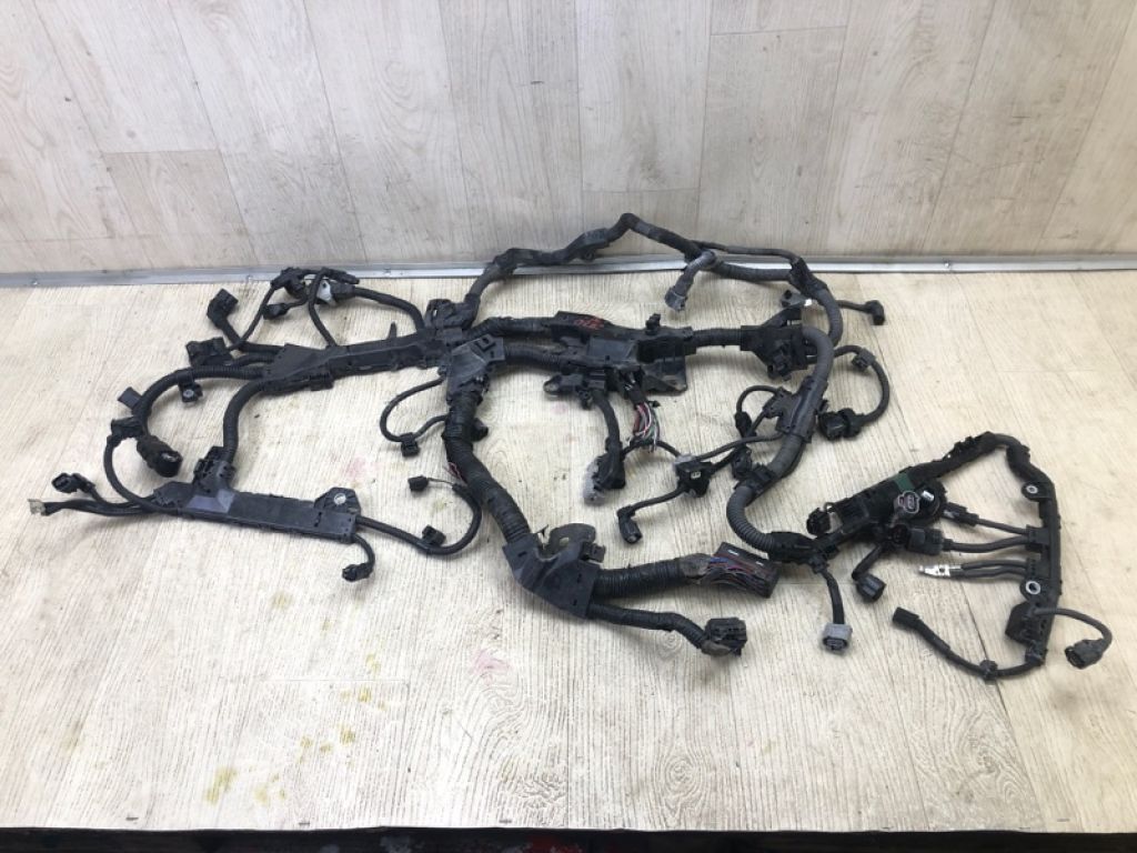 8212106L31 | Проводка подкапотная TOYOTA CAMRY 70 17-