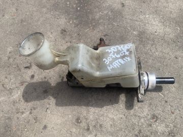 Главный тормозной цилиндр TOYOTA MATRIX 02-08