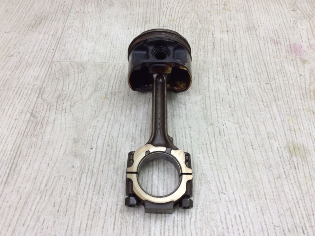 12100-31U0B | Шатун NISSAN TEANA J32 08-14