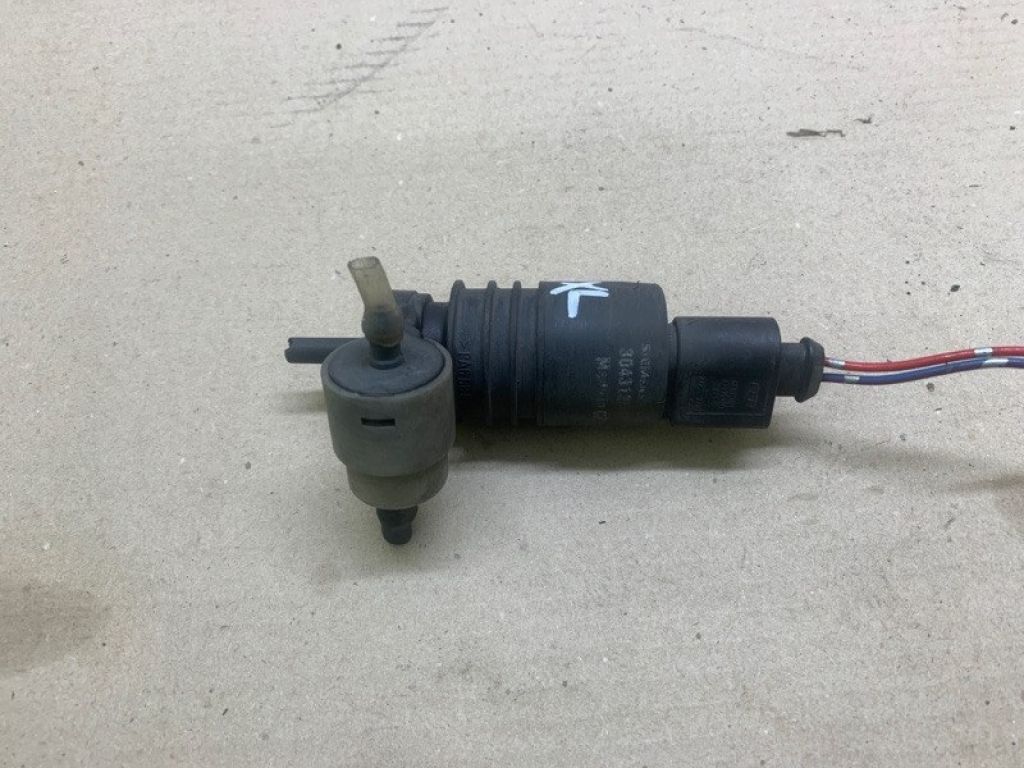 8260A059 | Насос омывателя стекла MITSUBISHI OUTLANDER XL 05-13 - Фото 3