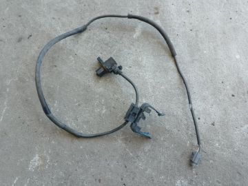 Датчик ABS передн. прав. TOYOTA CAMRY 40 06-11
