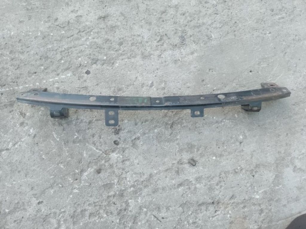 6400A477 | Кронштейн переднего бампера MITSUBISHI OUTLANDER XL 05-13