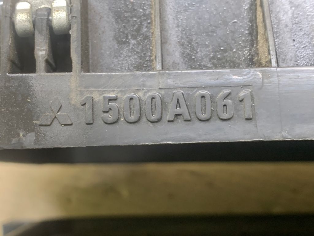 1500A195 | Корпус воздушного фильтра MITSUBISHI OUTLANDER XL 05-13 - Фото 2